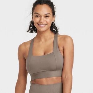NWT Women’s All in Motion Taupe Square Neck Cross Back Sports Bra Medium Support